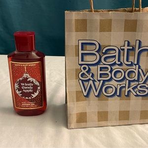 Sealed NWT Bath and Body Works 10 oz Winter Candy Apple Shower Gel